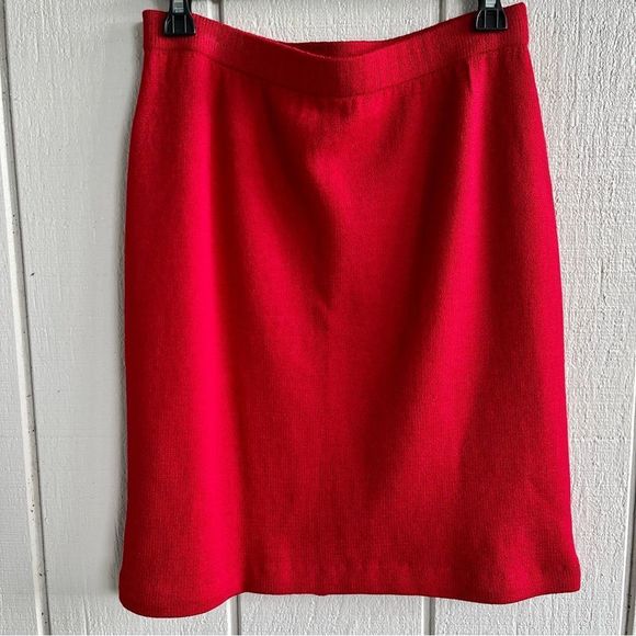 St. John Dresses & Skirts - ST JOHN Evening Women’s Santana Knit Skirt in Red Size 10
